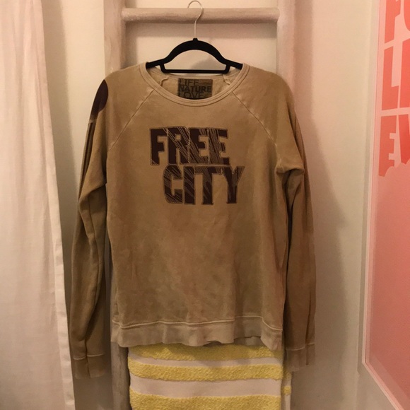 freecity Tops - Free City Sweatshirt Size M